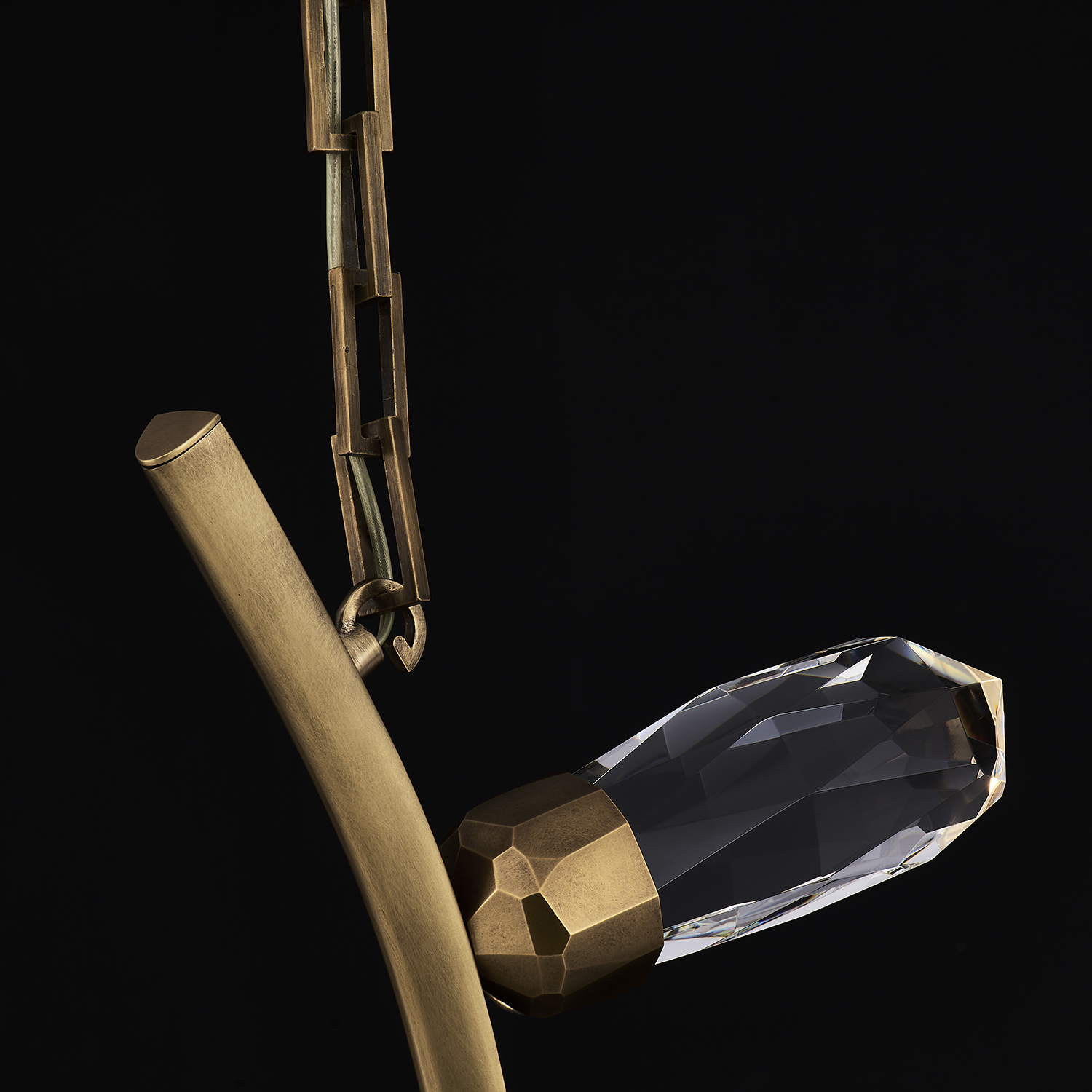Bilancia 36-in (21-watt) LED True Brass Chandelier - Image 6